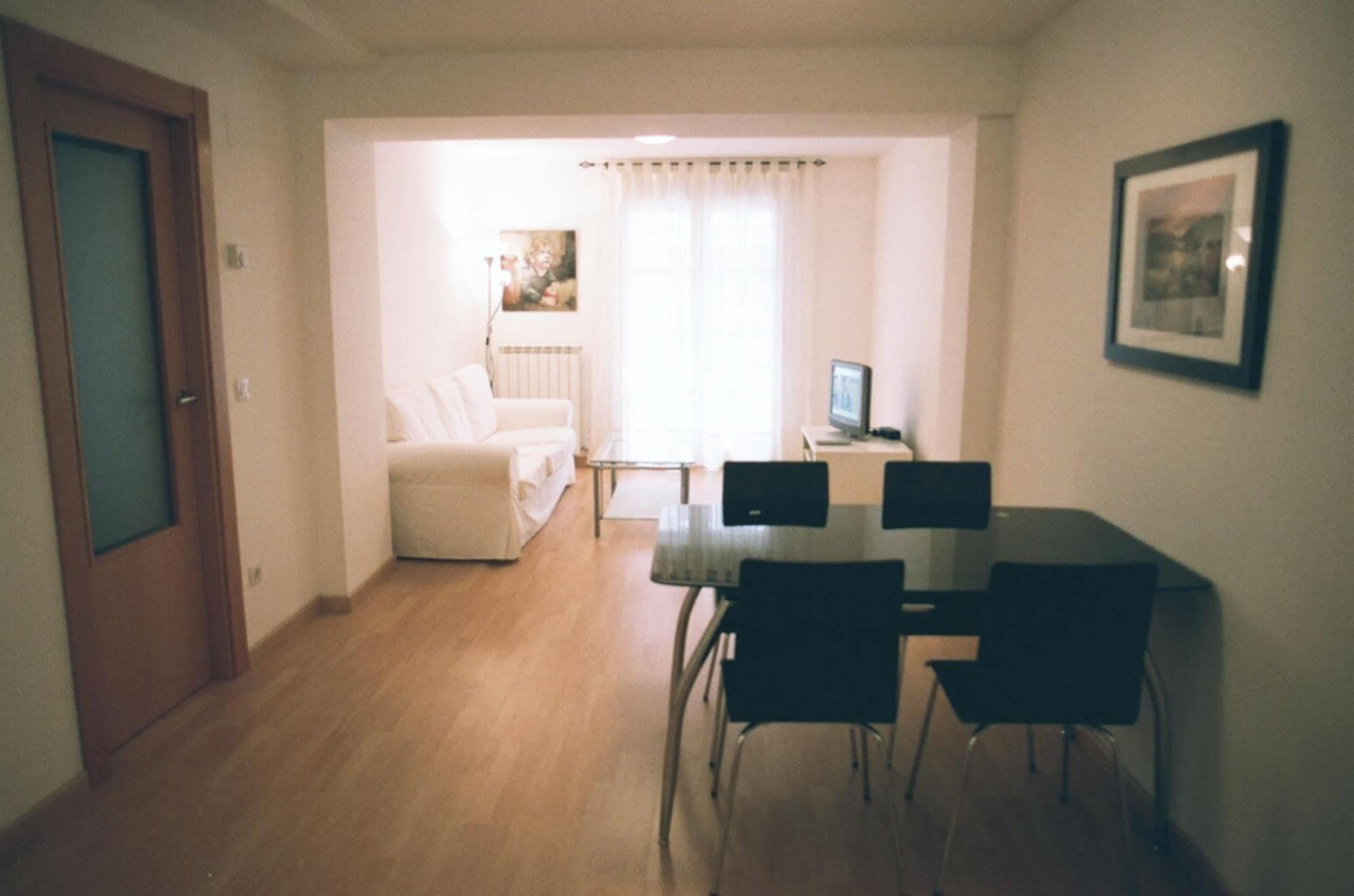 Apartamentos Auhabitat Zaragoza, Edificio De Apartamentos Turisticos Exteriér fotografie