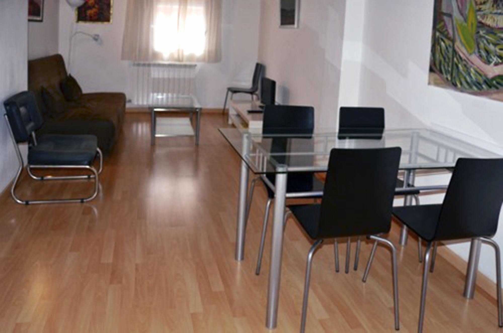 Apartamentos Auhabitat Zaragoza, Edificio De Apartamentos Turisticos Exteriér fotografie